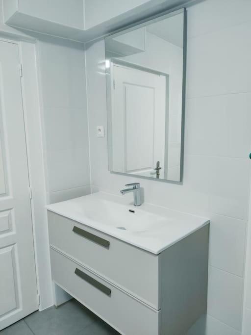 אוברנאי # Appartement Charmant 75 M2 Parking Gratuit מראה חיצוני תמונה